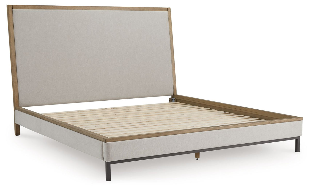 Tomtyn - Upholstered Bed Set by Benchcraft® | Bel Furniture