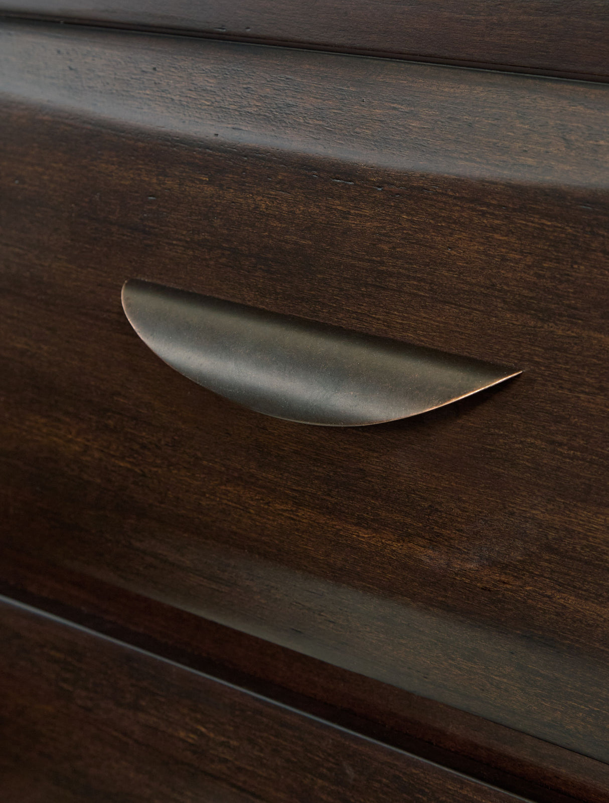 Vanmore - Dark Brown - Dresser And Mirror by Signature Design by Ashley® | Bel Furniture