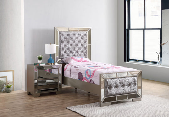 Stylish Contemporary Bed With Minimalist Design