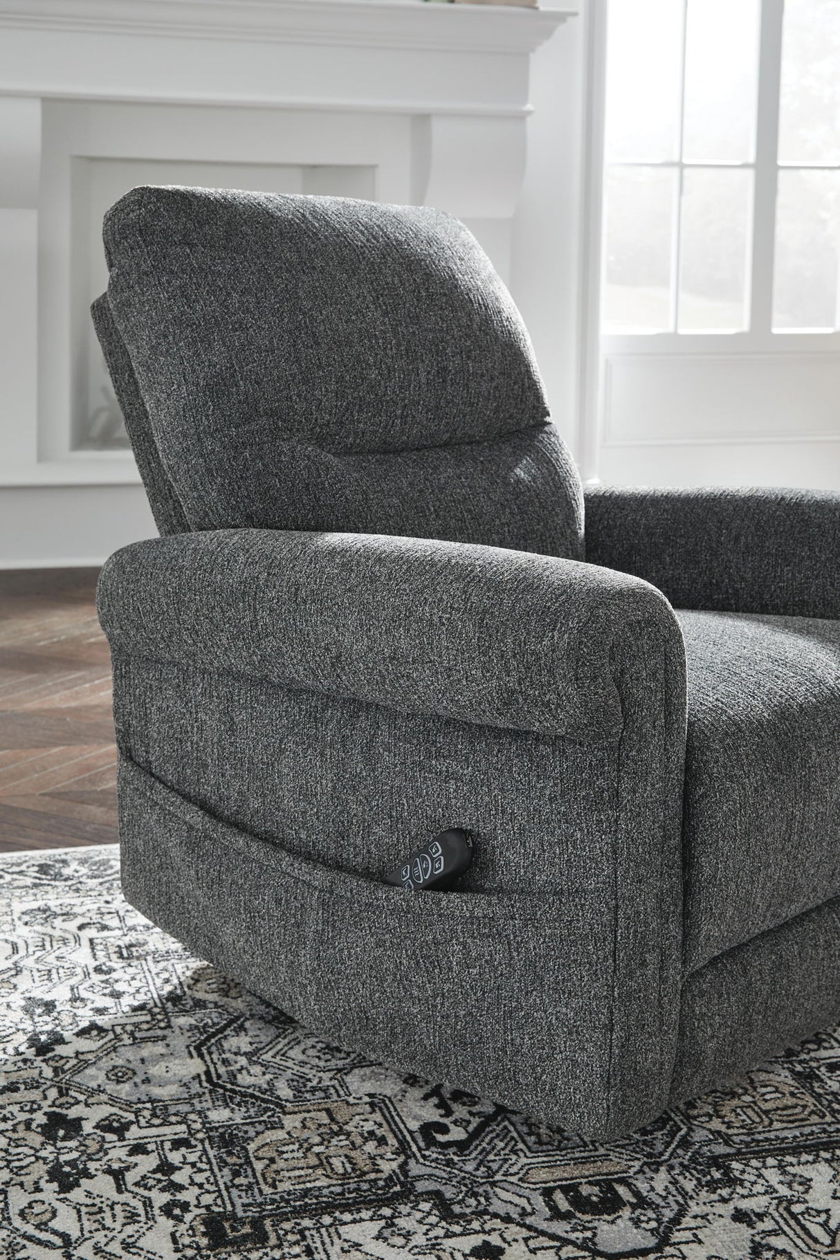 Aureta - Power Lift Recliner