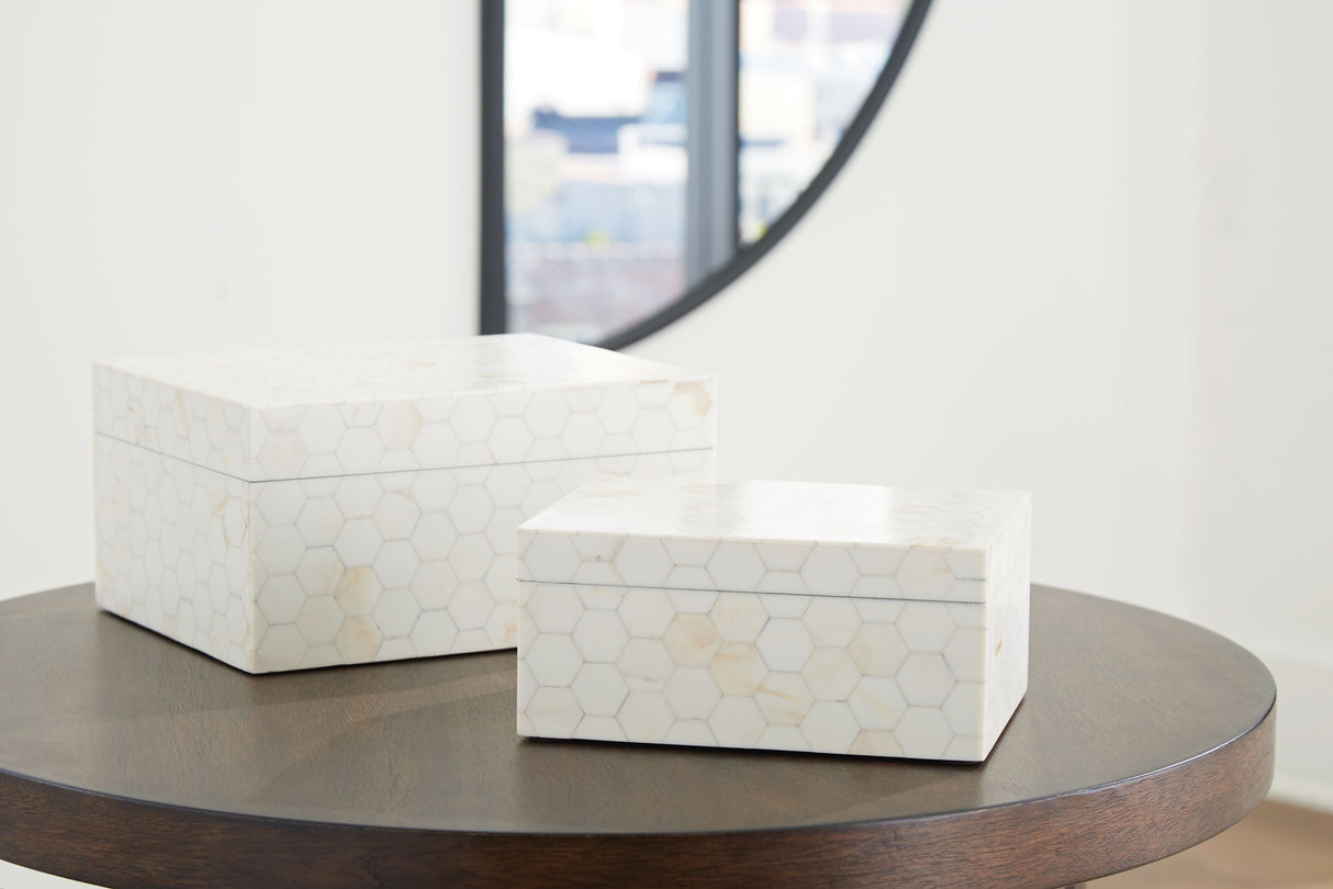Aldenburg - Cream - Box Set (Set of 2) by Signature Design by Ashley® | Bel Furniture
