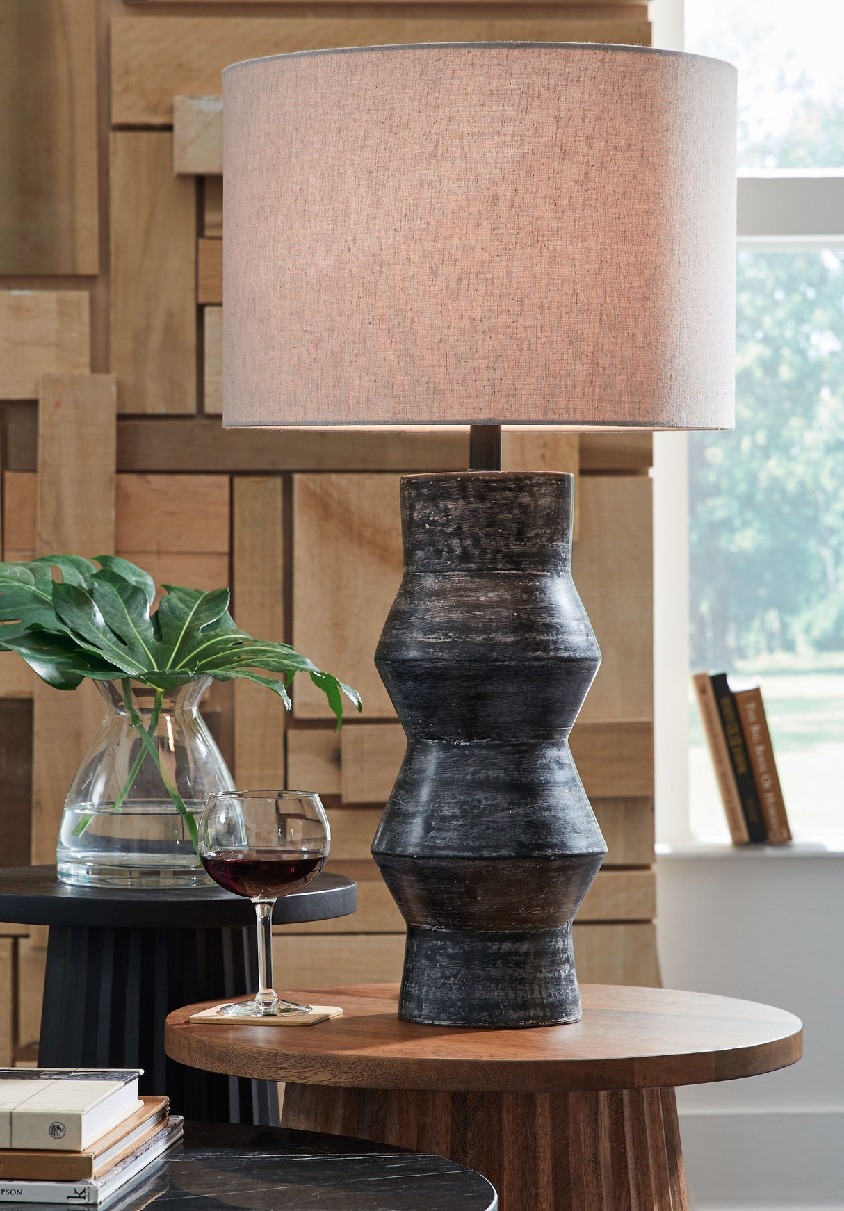 Kerbert - Distressed Black - Terracotta Table Lamp by Signature Design by Ashley® | Bel Furniture