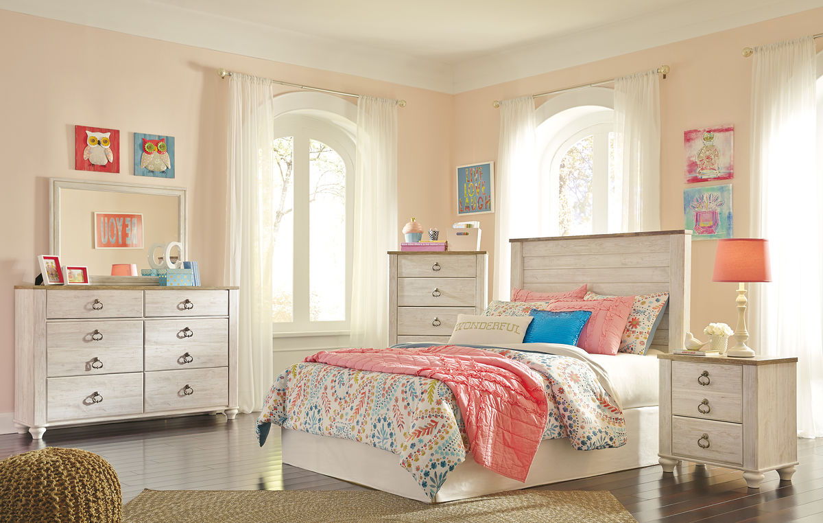 Willowton - Full Panel Headboard with Bolt on Bed Frame - Whitewash