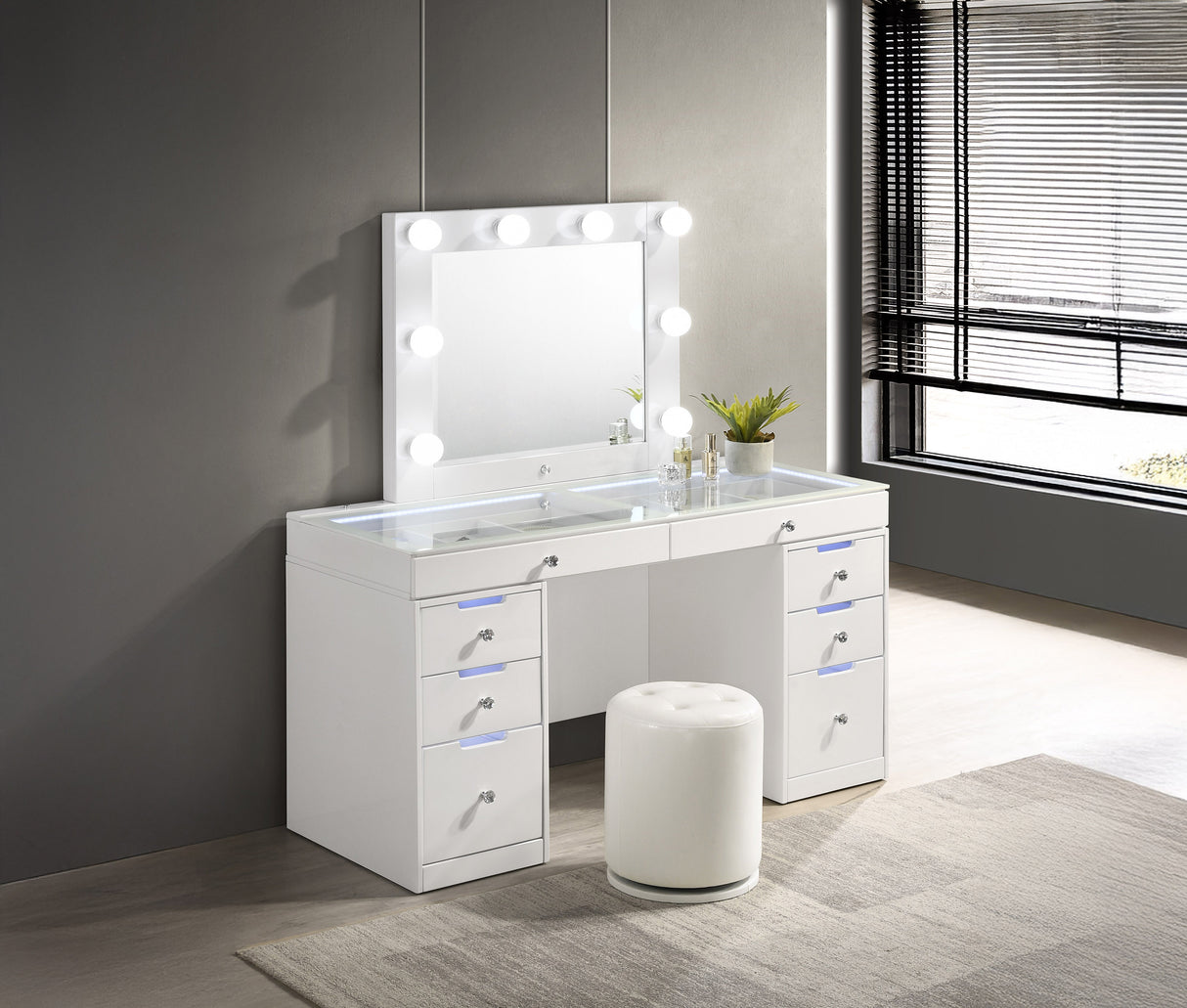 Luxo Vanity Top W/Led White