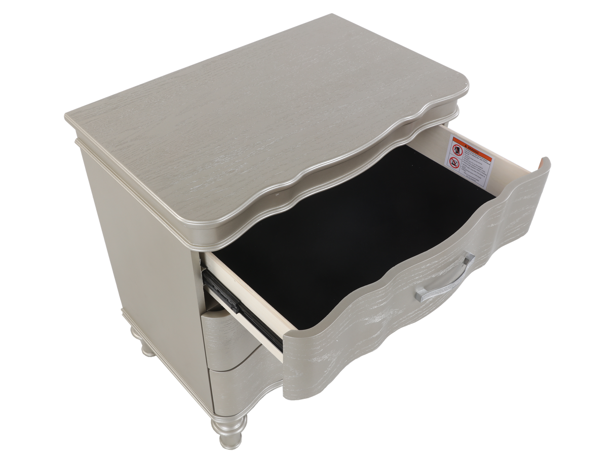 6 Piece Champagne Velvet Scalloped Bedroom Set by Mollai Collections | Bel Furniture