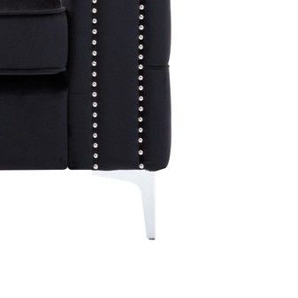 Lorreto - Velvet Chair