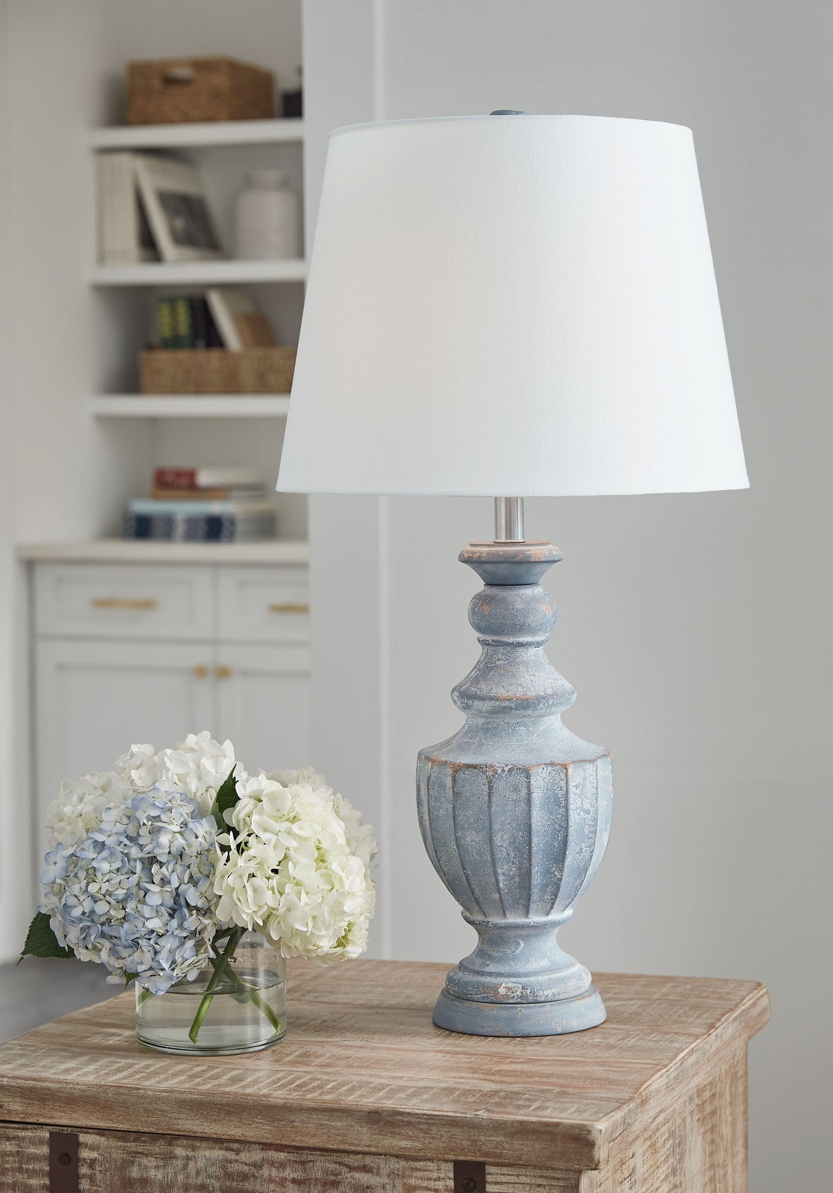 Cylerick - Antique Blue - Terracotta Table Lamp by Signature Design by Ashley® | Bel Furniture
