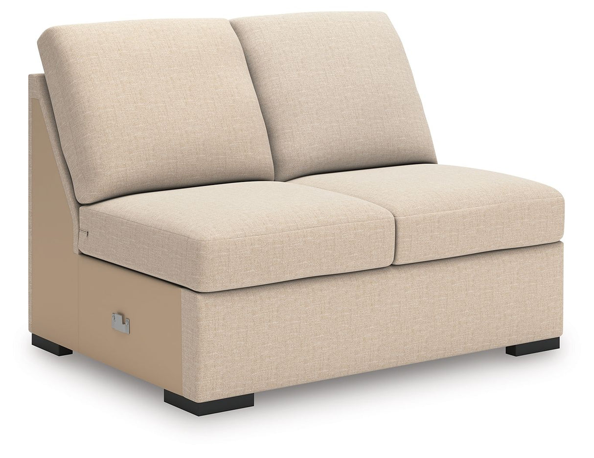 LadyMae - Sectional by Benchcraft® | Bel Furniture