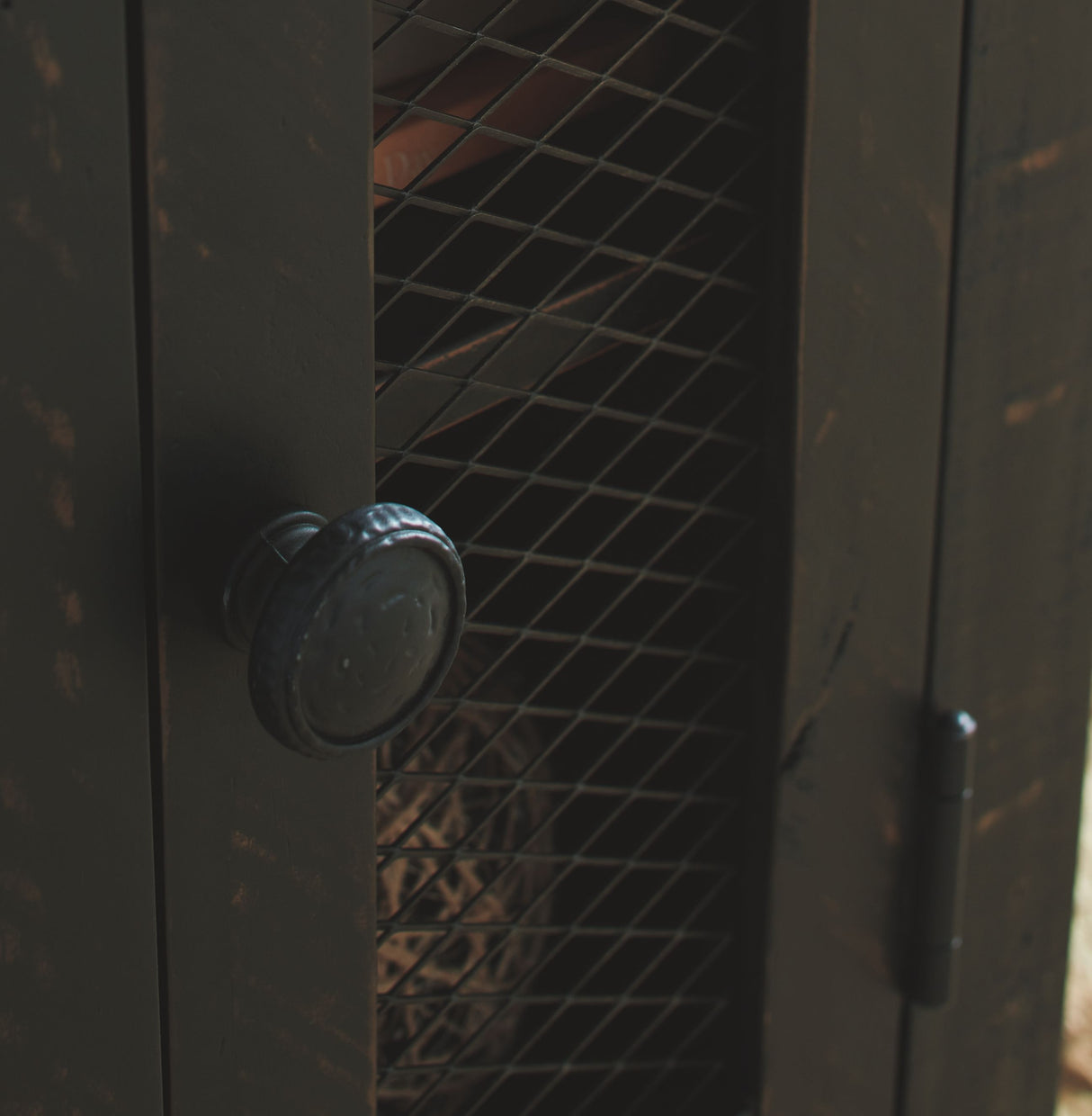 Valebeck - Black / Brown - Chair Side End Table by Signature Design by Ashley® | Bel Furniture