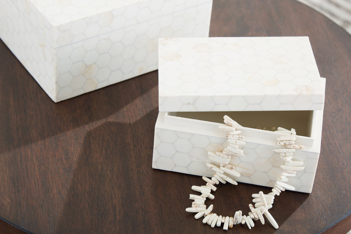 Aldenburg - Cream - Box Set (Set of 2) by Signature Design by Ashley® | Bel Furniture