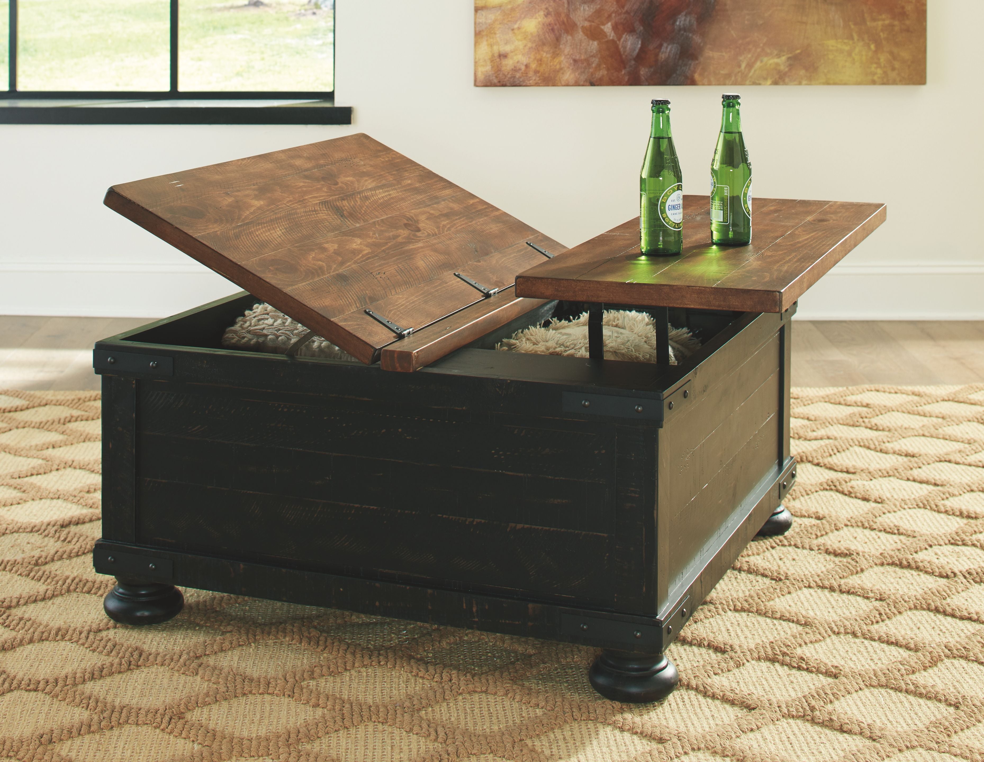 Valebeck - Black / Brown - Lift Top Cocktail Table