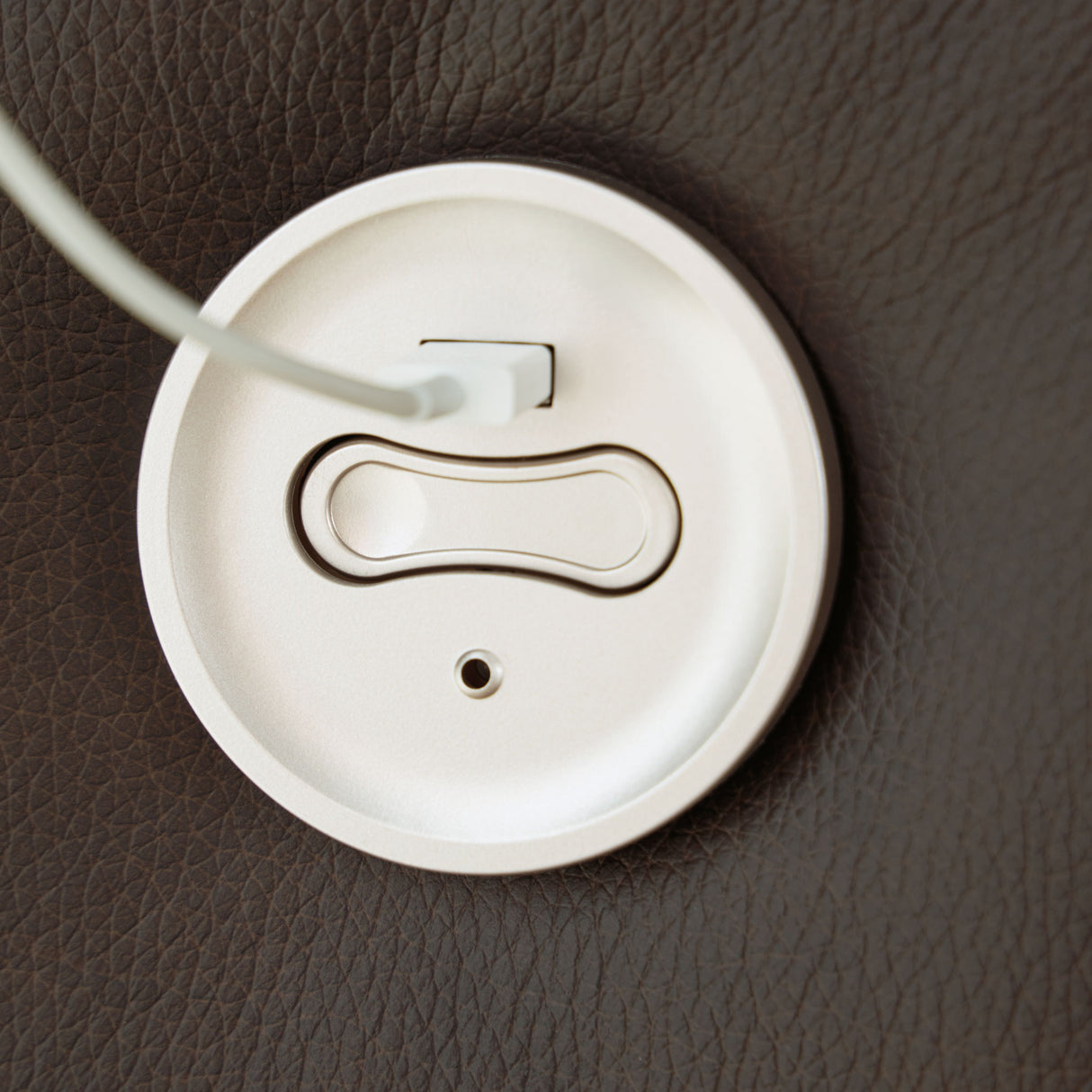 Leesworth - Reclining Loveseat by Signature Design by Ashley® | Bel Furniture