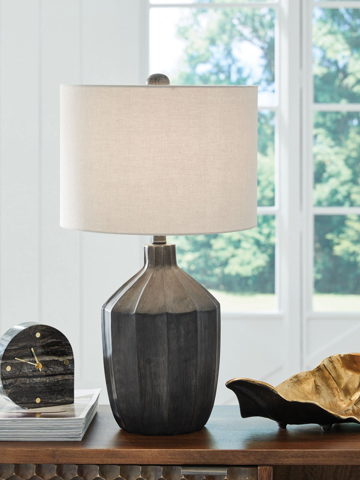 Jilton - Black - Poly Table Lamp by Signature Design by Ashley® | Bel Furniture