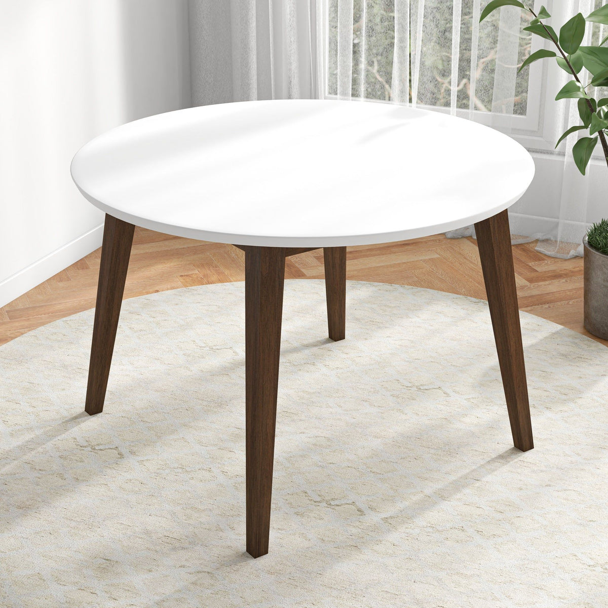 Alina - Elegant Dining Table