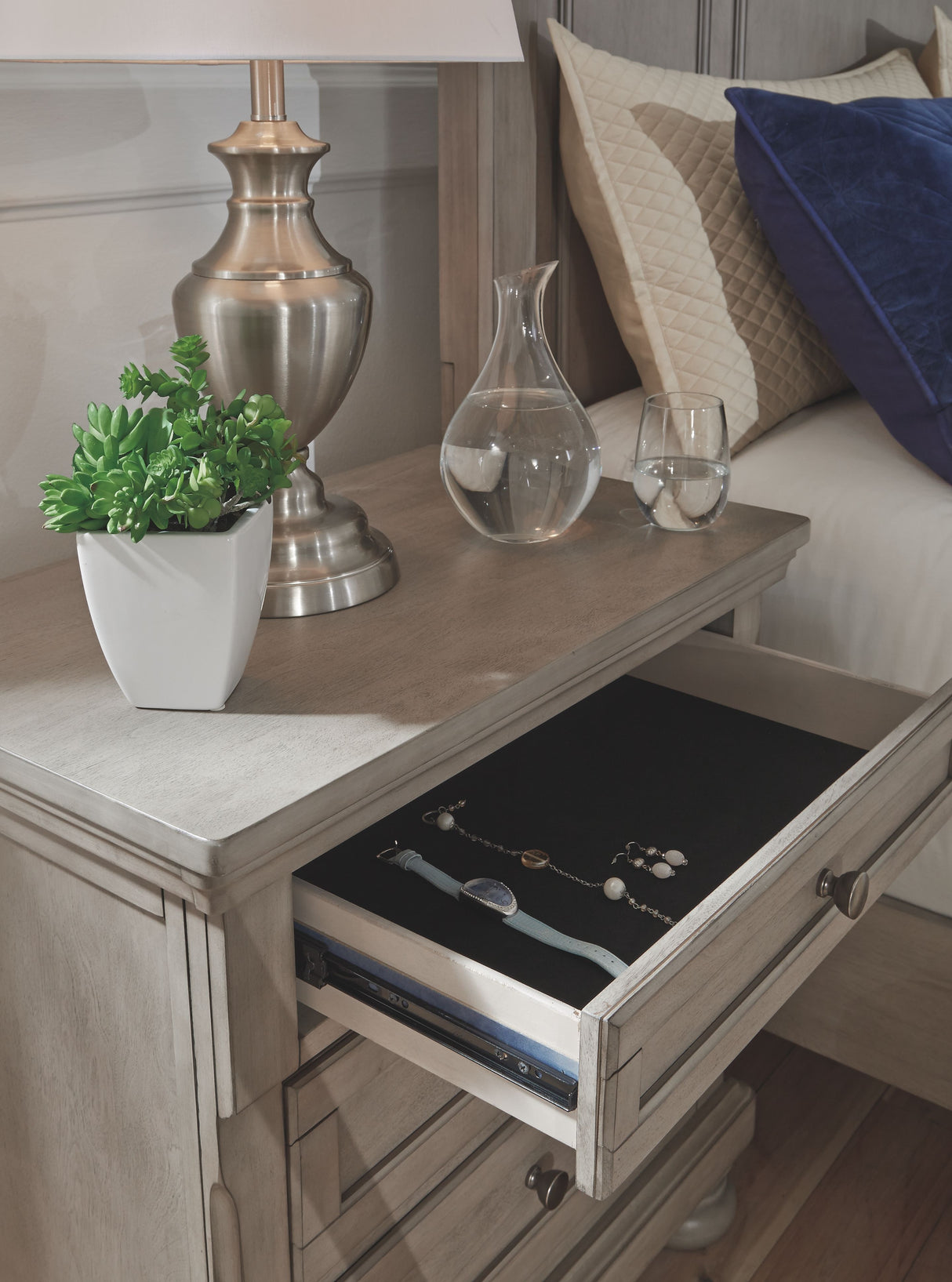 Lettner - Night Stand by Signature Design by Ashley® | Bel Furniture