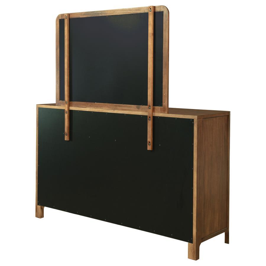 Maderia - 8-Drawer Dresser