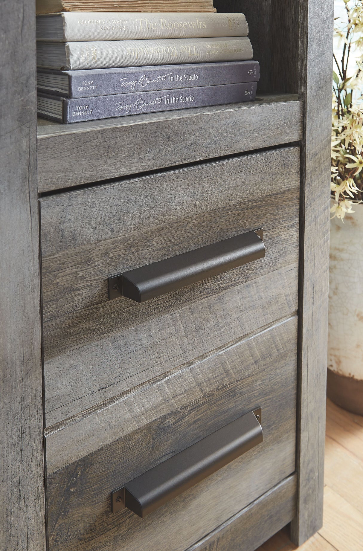 Wynnlow - Home Entertainment Set by Signature Design by Ashley® | Bel Furniture