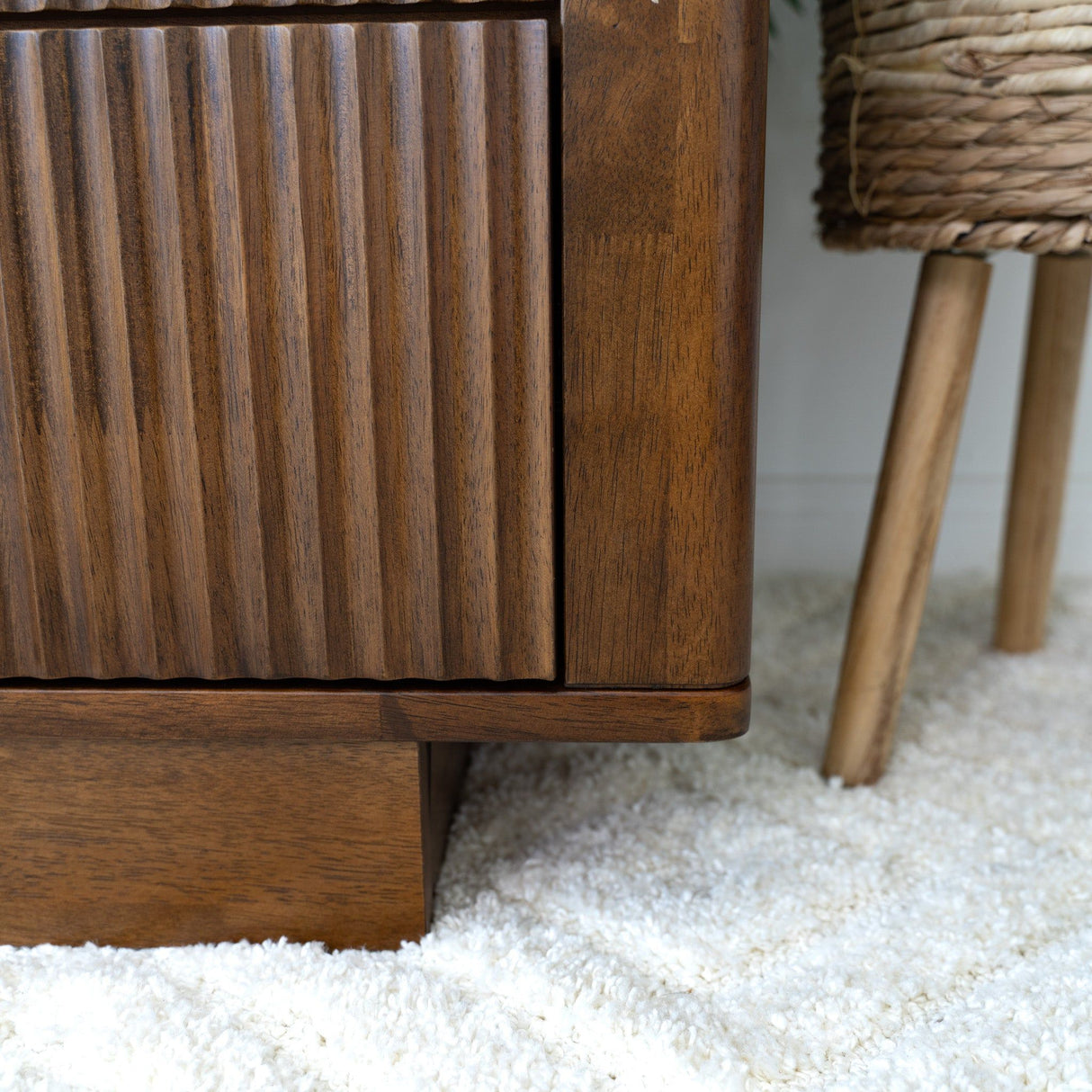 Lola - Mid-Century Modern Dresser With 6 Drawers - Dark Brown by Ashcroft Furniture | Bel Furniture