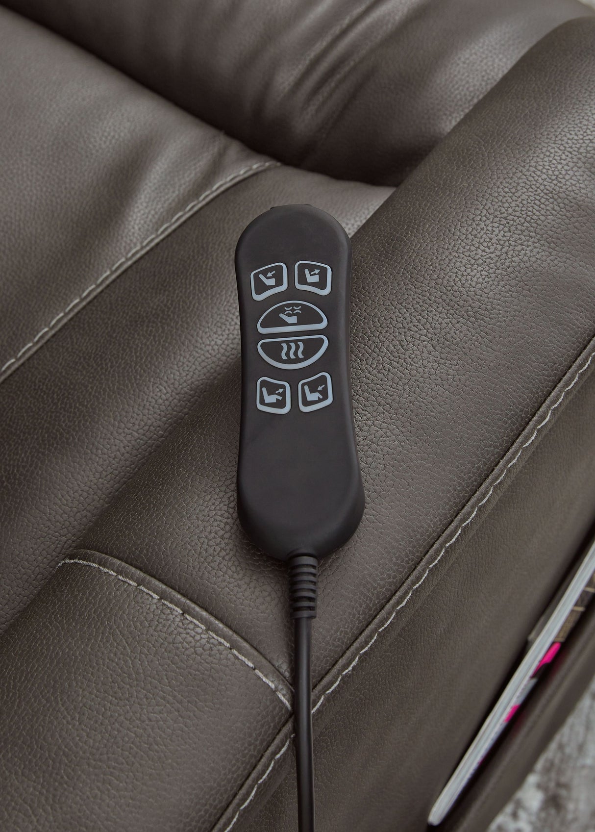 Strawbill - Power Lift Recliner by Signature Design by Ashley® | Bel Furniture