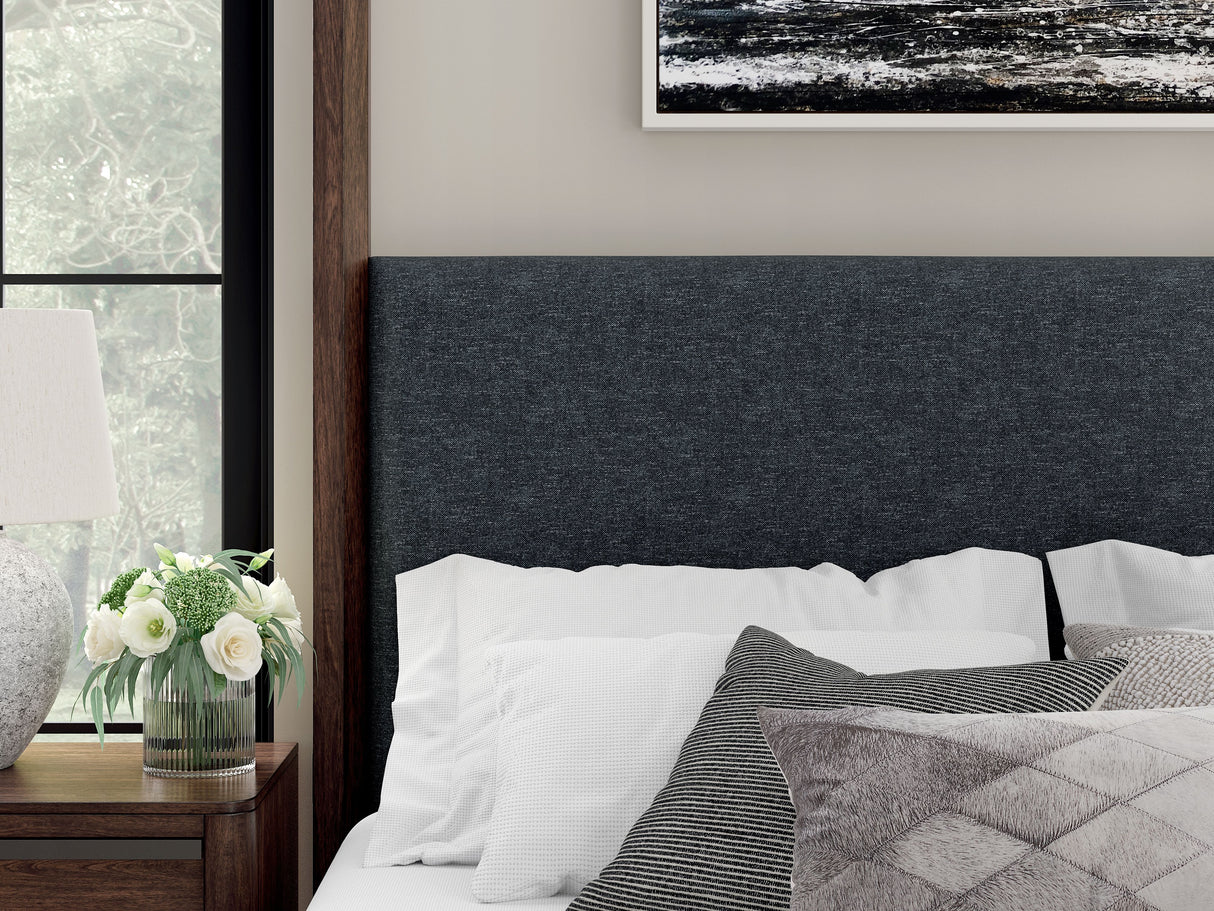 Dilenno - Canopy Bed by Signature Design by Ashley® | Bel Furniture