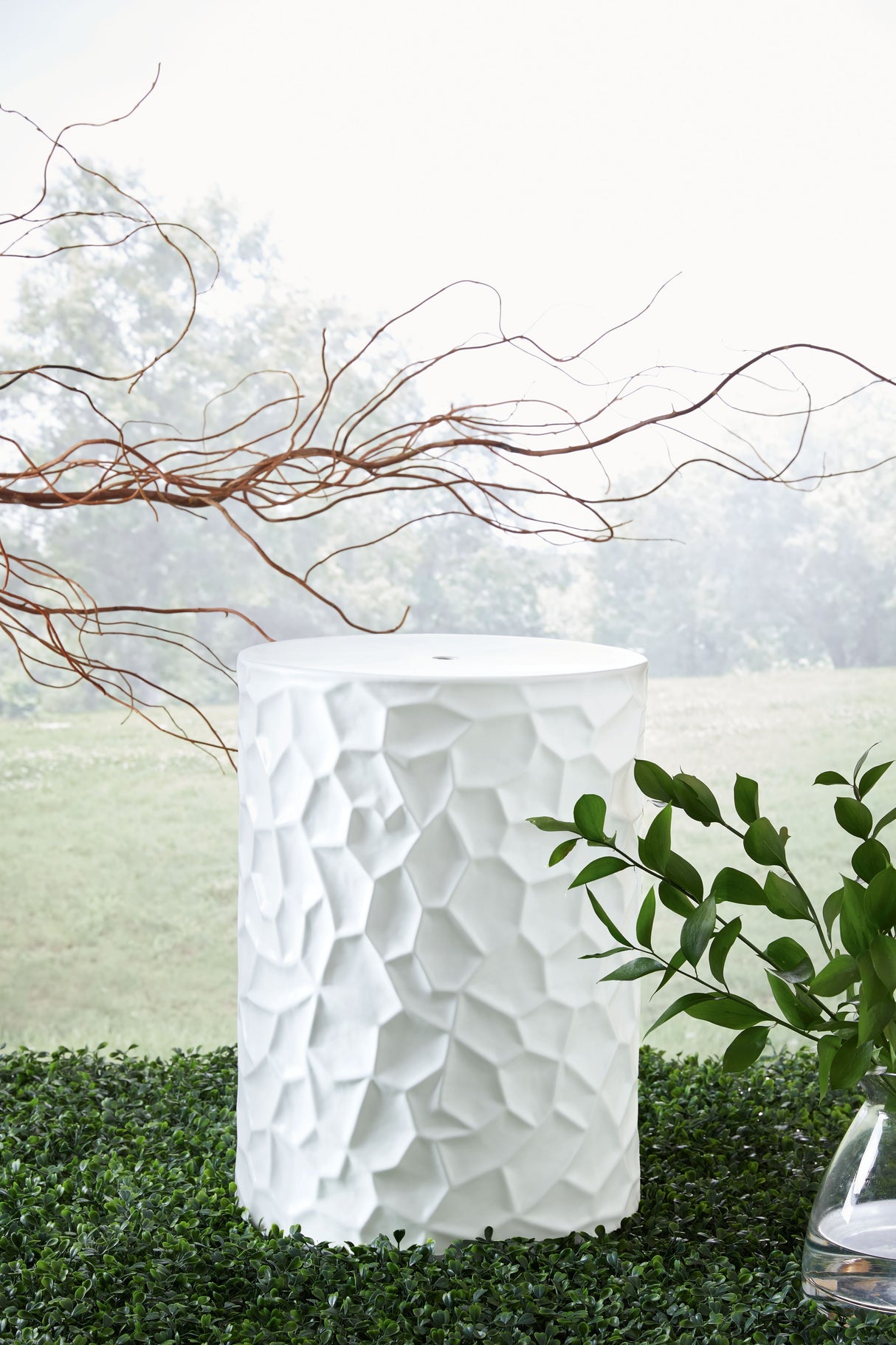 Jungrove - White - Stool by Signature Design by Ashley® | Bel Furniture