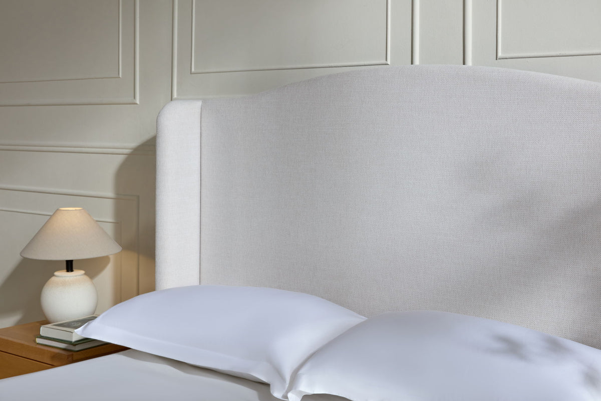 Hannah - Upholstered Wingback Bed Size / Tall Headboard Upholstered King Bed / Premium Textured Look / Minimalist Designs / No Box Spring Needed
