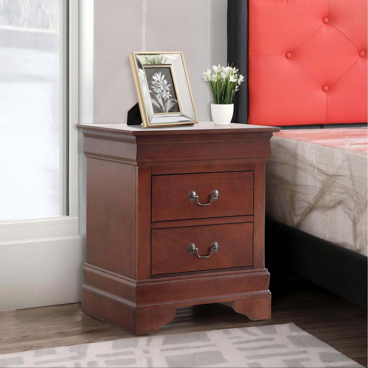 Traditional Style Design Nightstand
