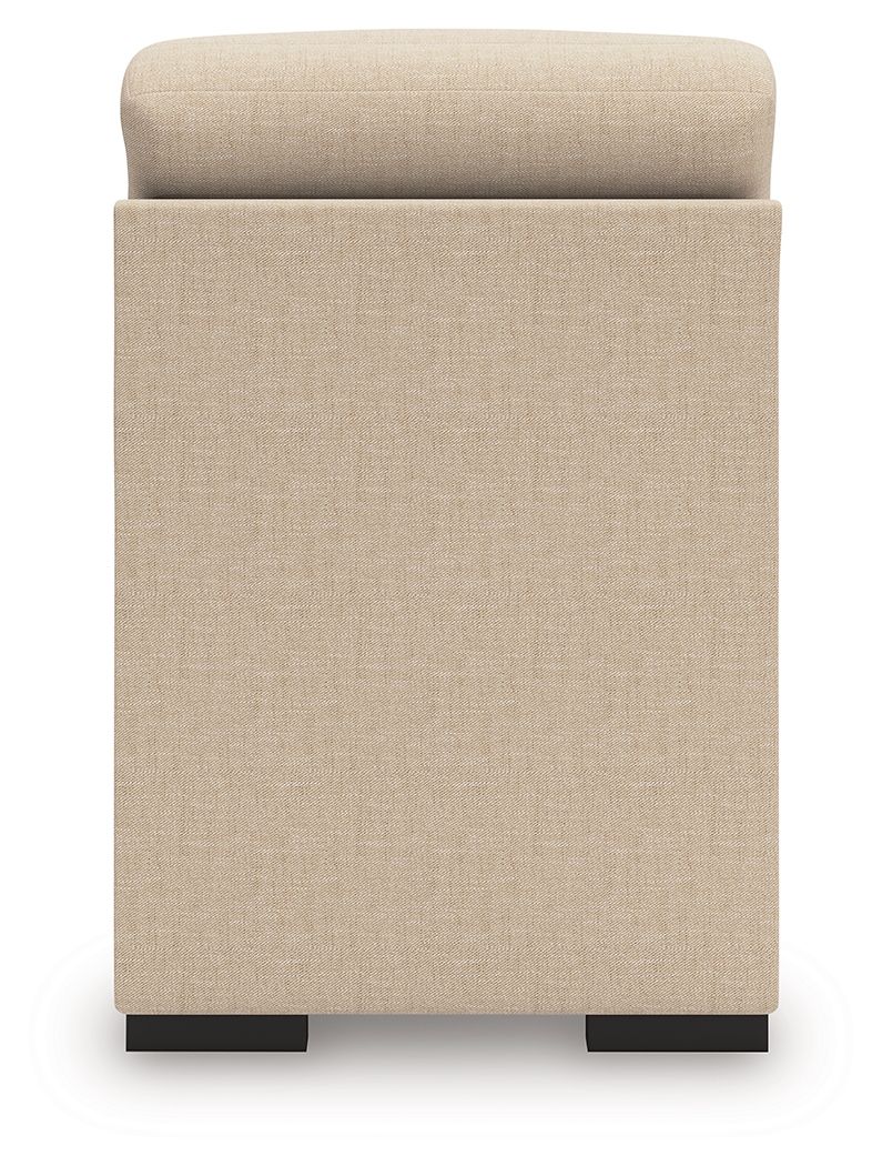 LadyMae - 4 Piece Sectional