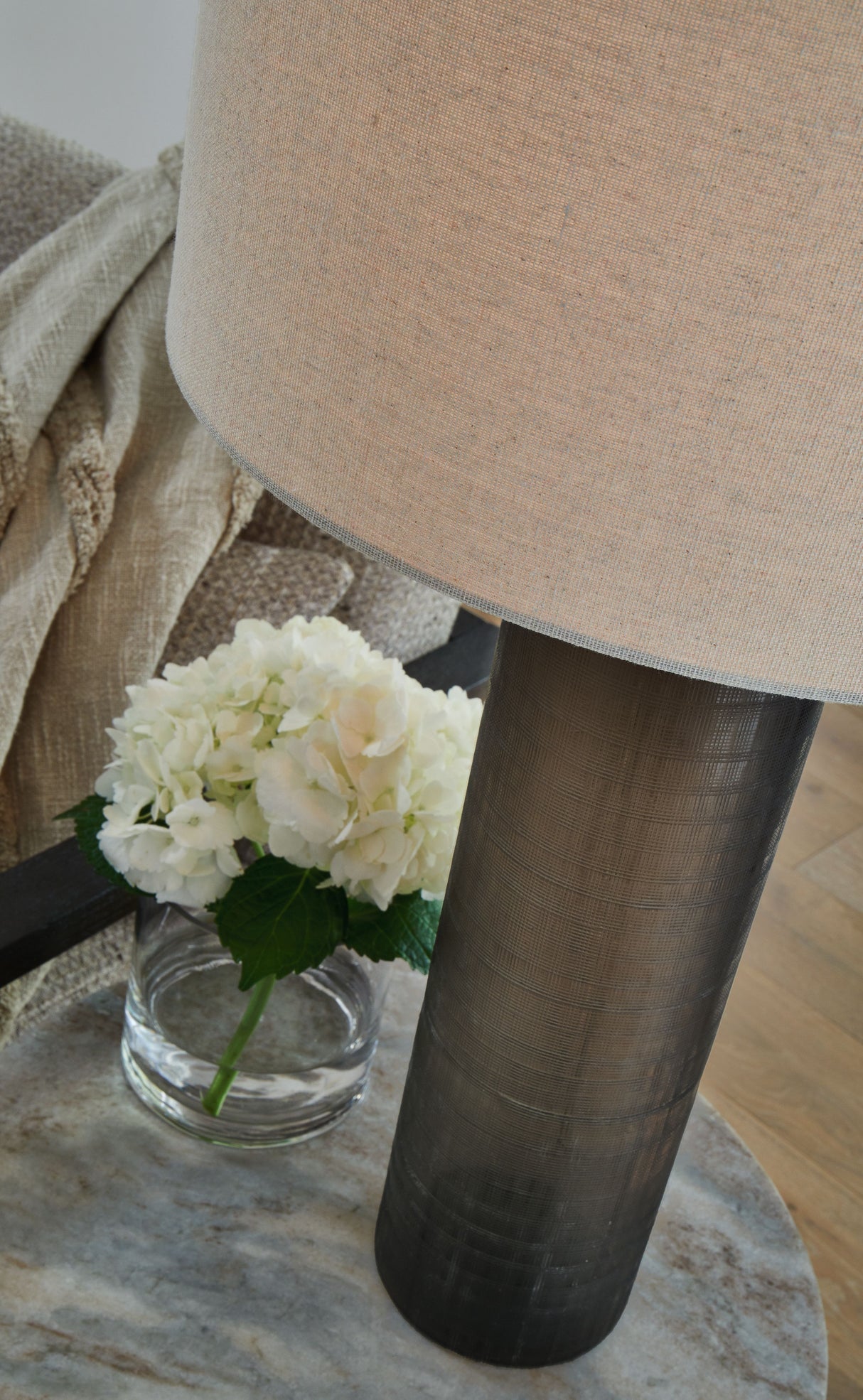 Dingerly - Brown - Glass Table Lamp by Signature Design by Ashley® | Bel Furniture