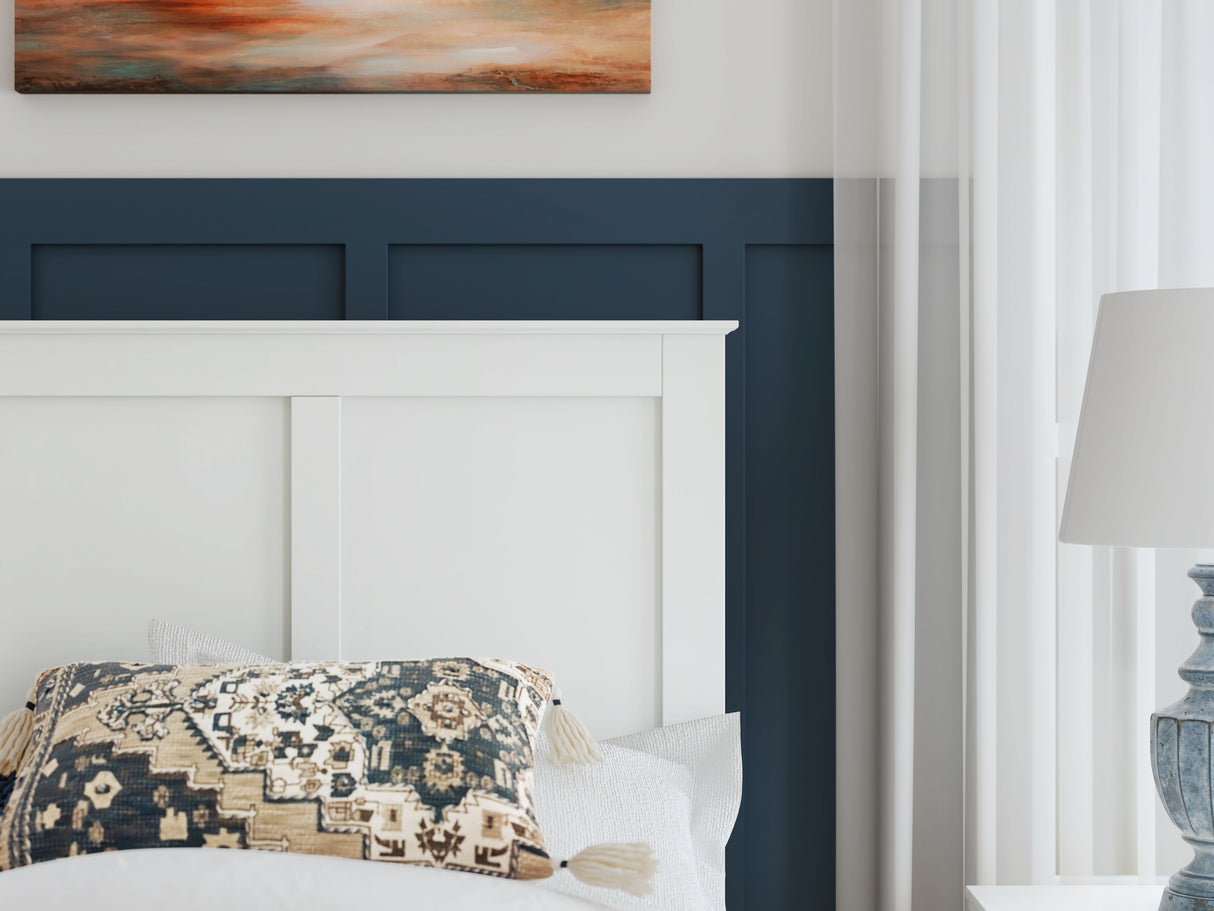 Bostwick Shoals - Panel Bed With Framed Footboard by Signature Design by Ashley® | Bel Furniture