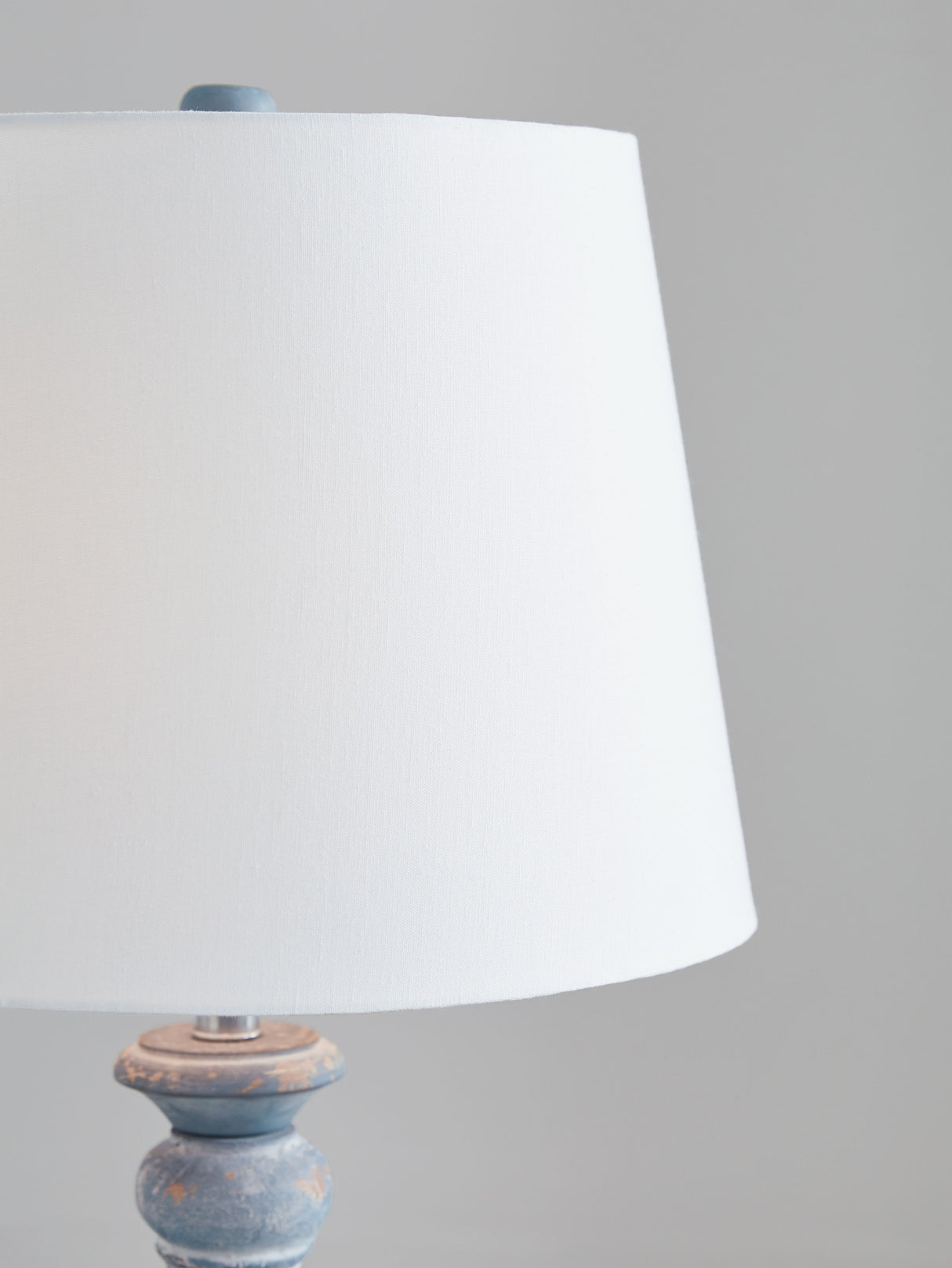 Cylerick - Antique Blue - Terracotta Table Lamp by Signature Design by Ashley® | Bel Furniture