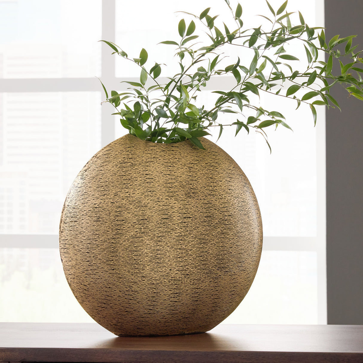 Iansboro - Vase by Signature Design by Ashley® | Bel Furniture