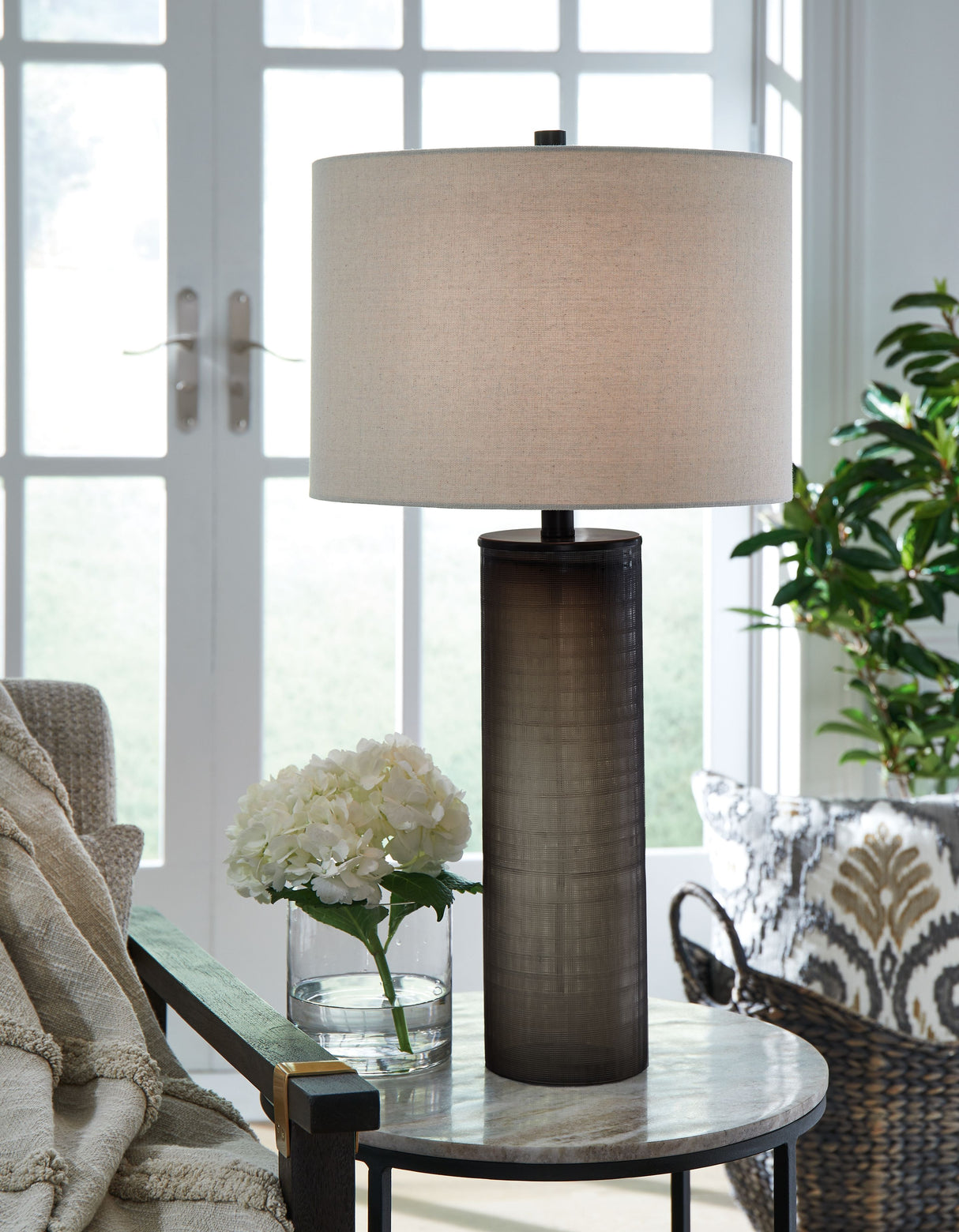 Dingerly - Brown - Glass Table Lamp by Signature Design by Ashley® | Bel Furniture