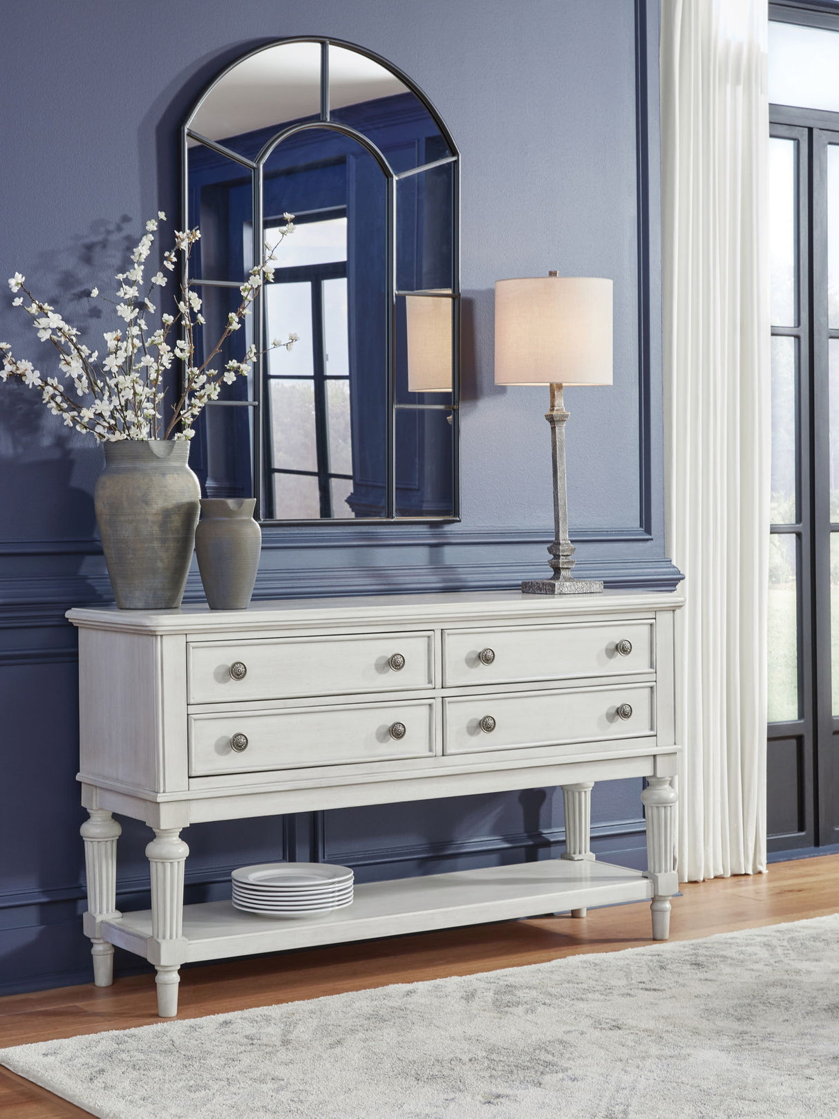 Montelaine - Dining Room Extension Table Set