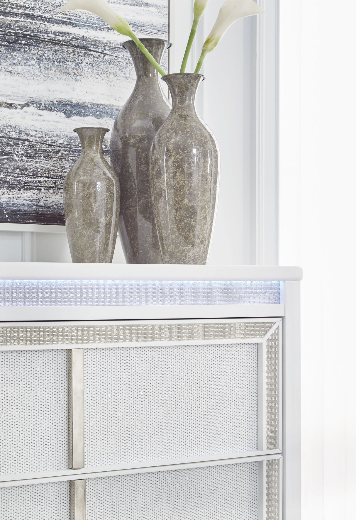Chalanna - White - Five Drawer Chest by Signature Design by Ashley® | Bel Furniture