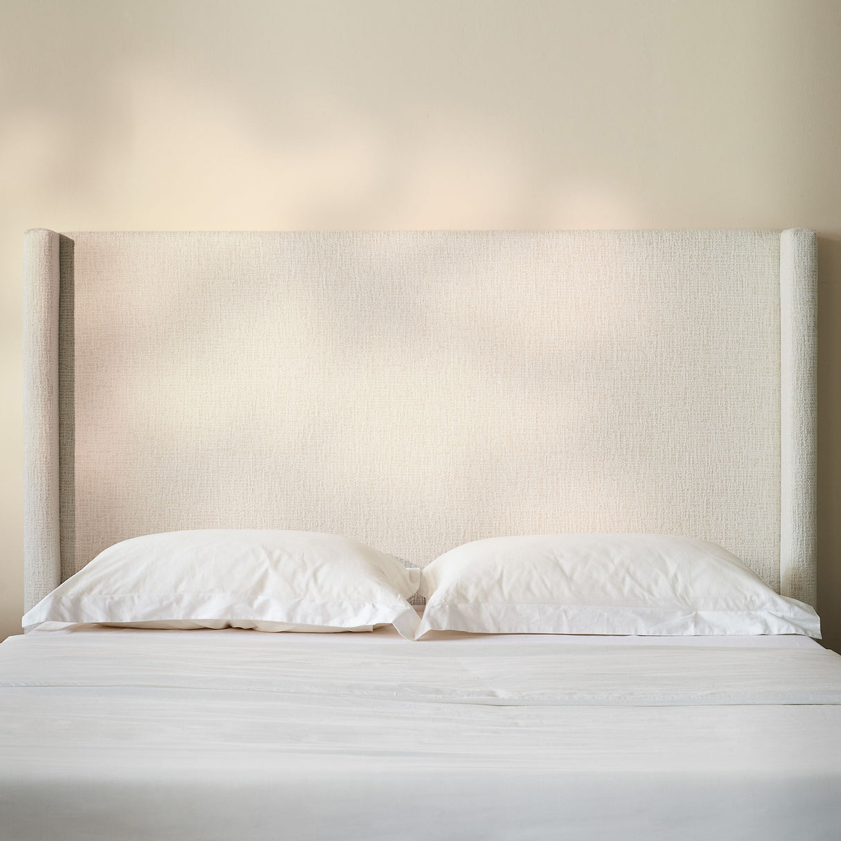 Hosford - Minimalist Upholstered Wingback Bed With Wood Base Platform