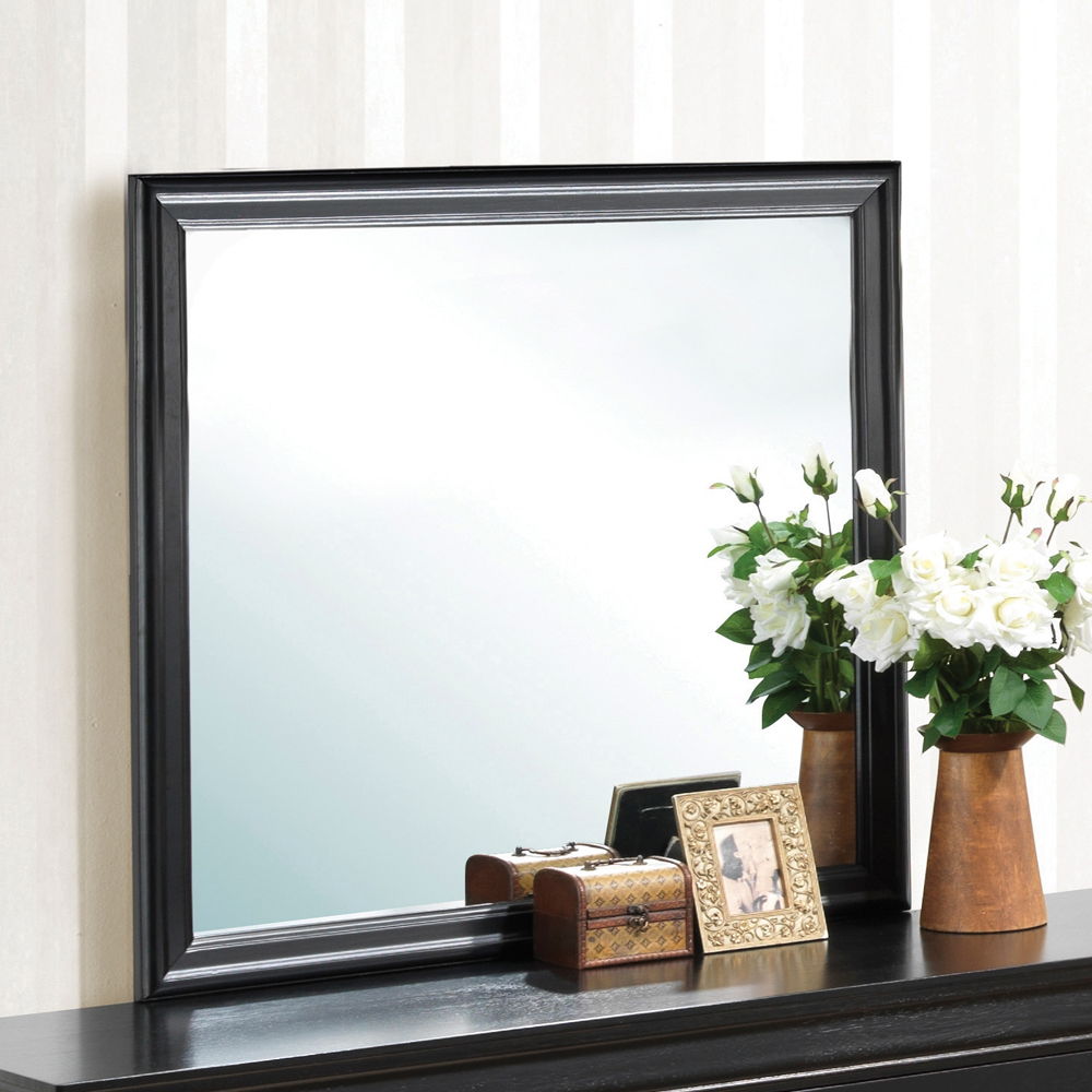 Elegant Wall Mirror - Black