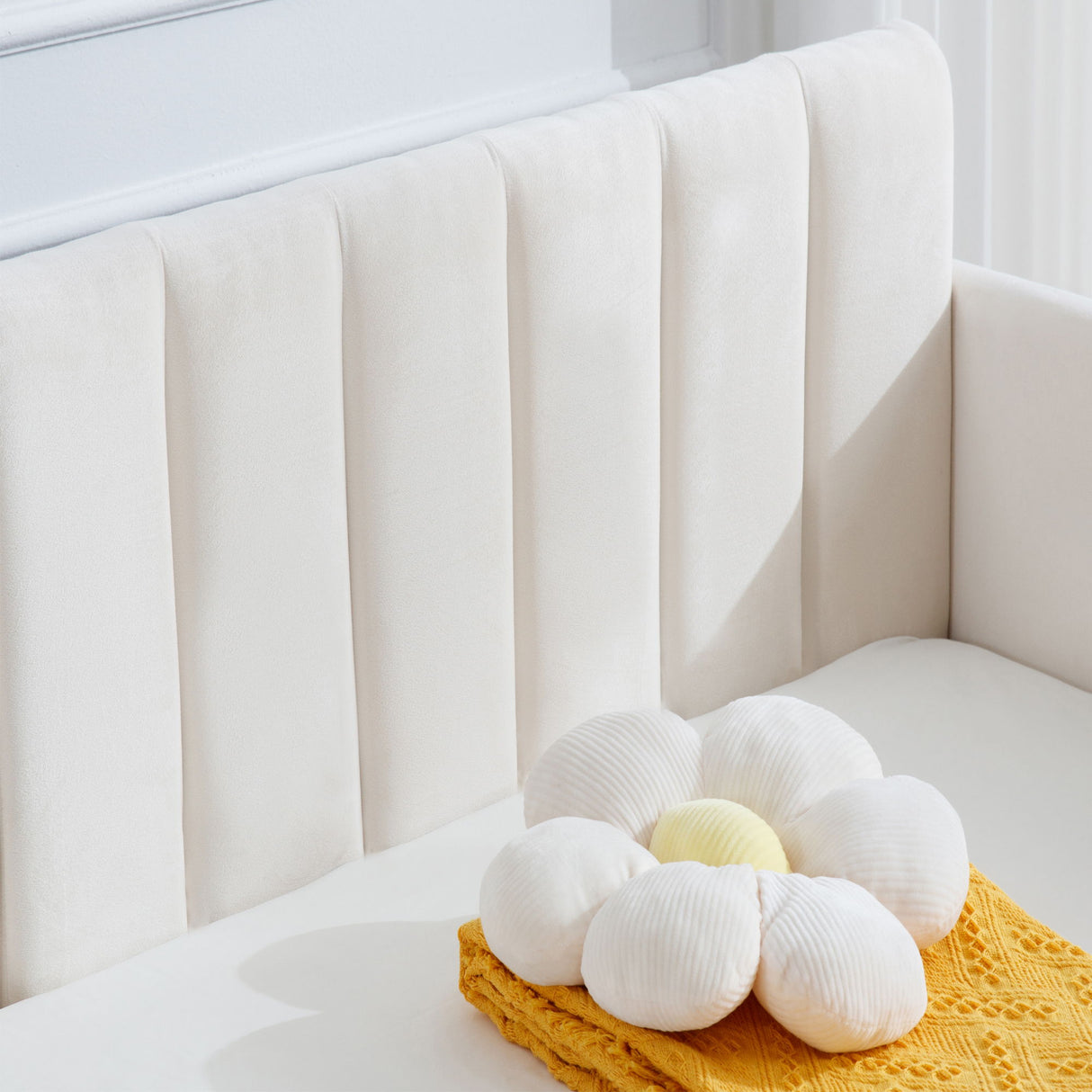 Elena - Boucle Upholstered Daybed, Ribbed Tufted Backrest