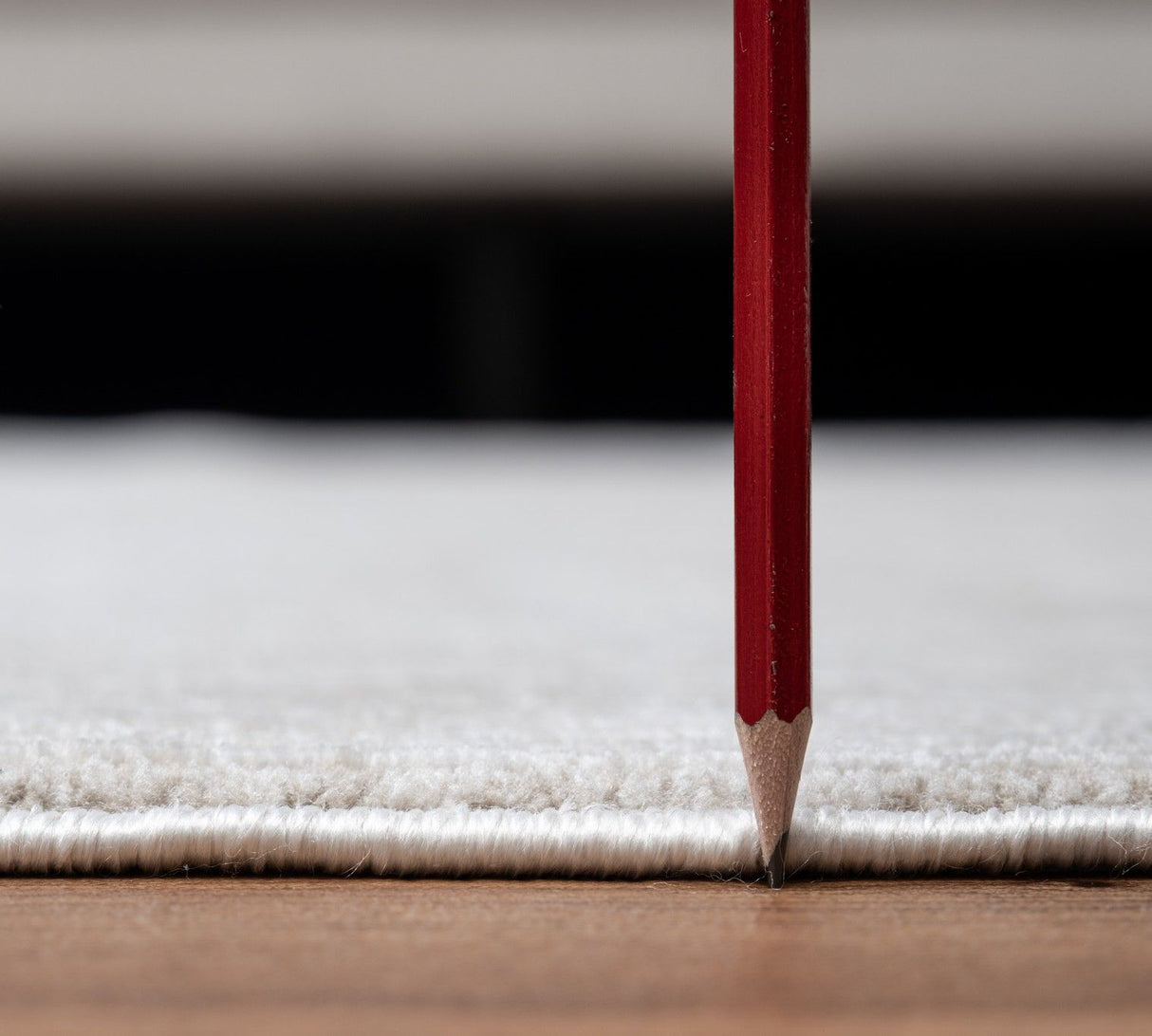 Elegance - 5'3" X 7'3" Area Rug - Ivory by Icona Home Decor | Bel Furniture