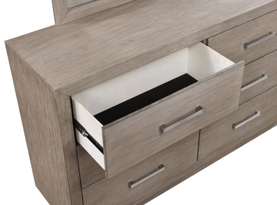 Kenora - 6-Drawer Dresser