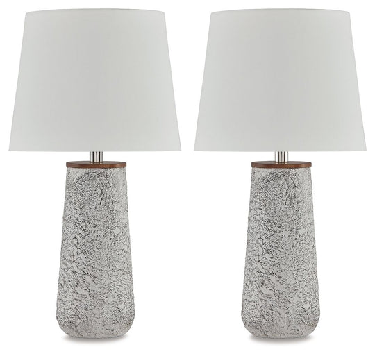 Chaston - Metal Table Lamp (Set of 2) White by Signature Design by Ashley® | Bel Furniture
