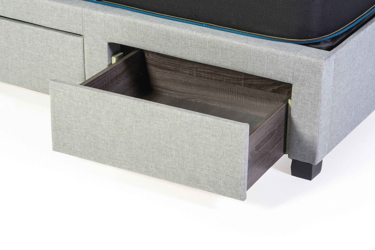 3 PIECE KING BED by Mollai Collections | Bel Furniture