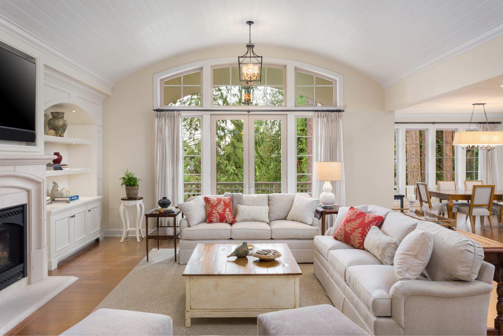 How to Style Your Beaumont, Texas Home with Affordable Luxury Furniture