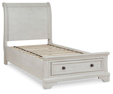 Robbinsdale - Sleigh Bed - view 5