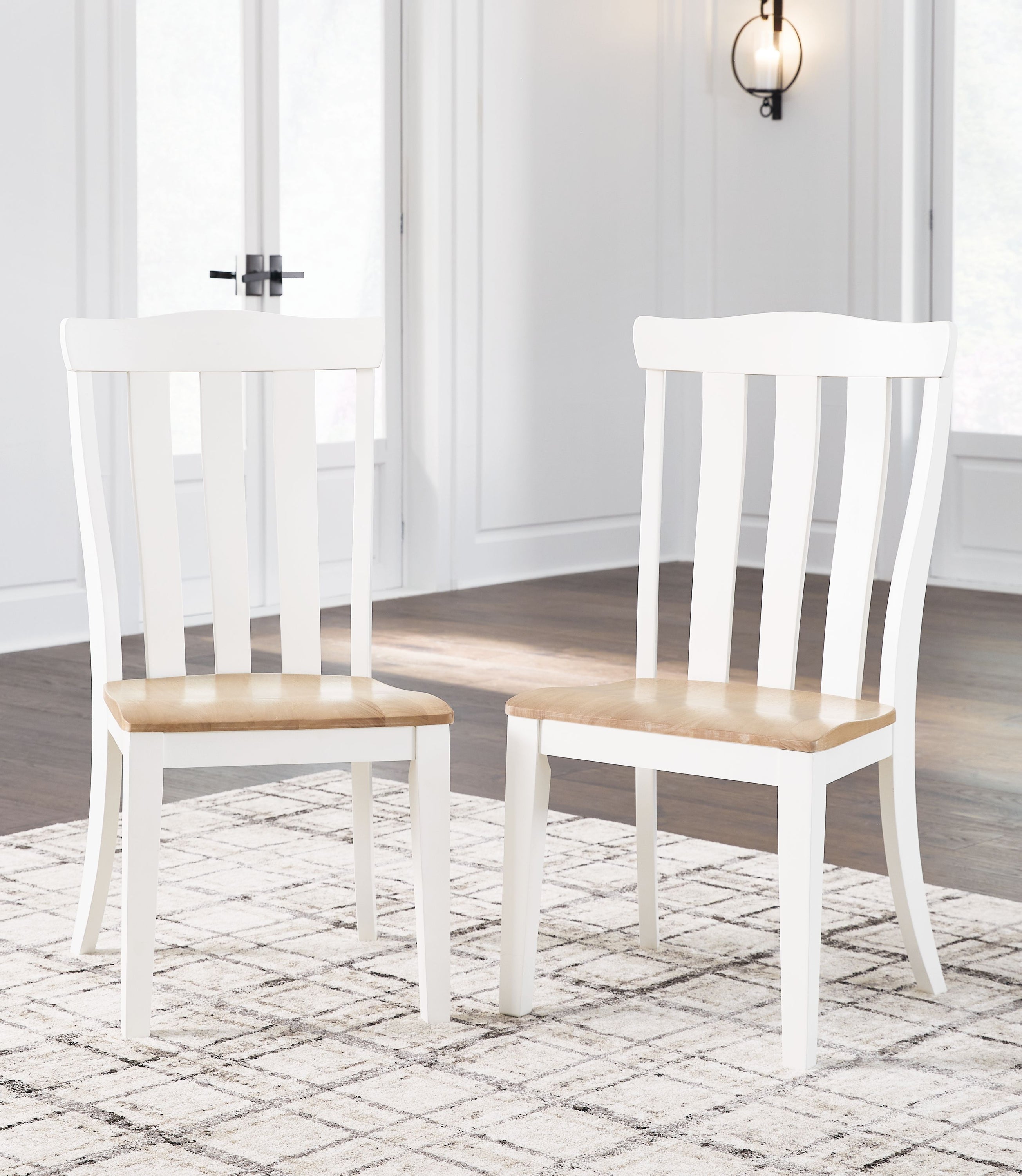 Ashbryn - Dining Room Set