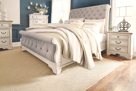 Realyn - Upholstered Sleigh Bed by Signature Design by Ashley® | Bel Furniture