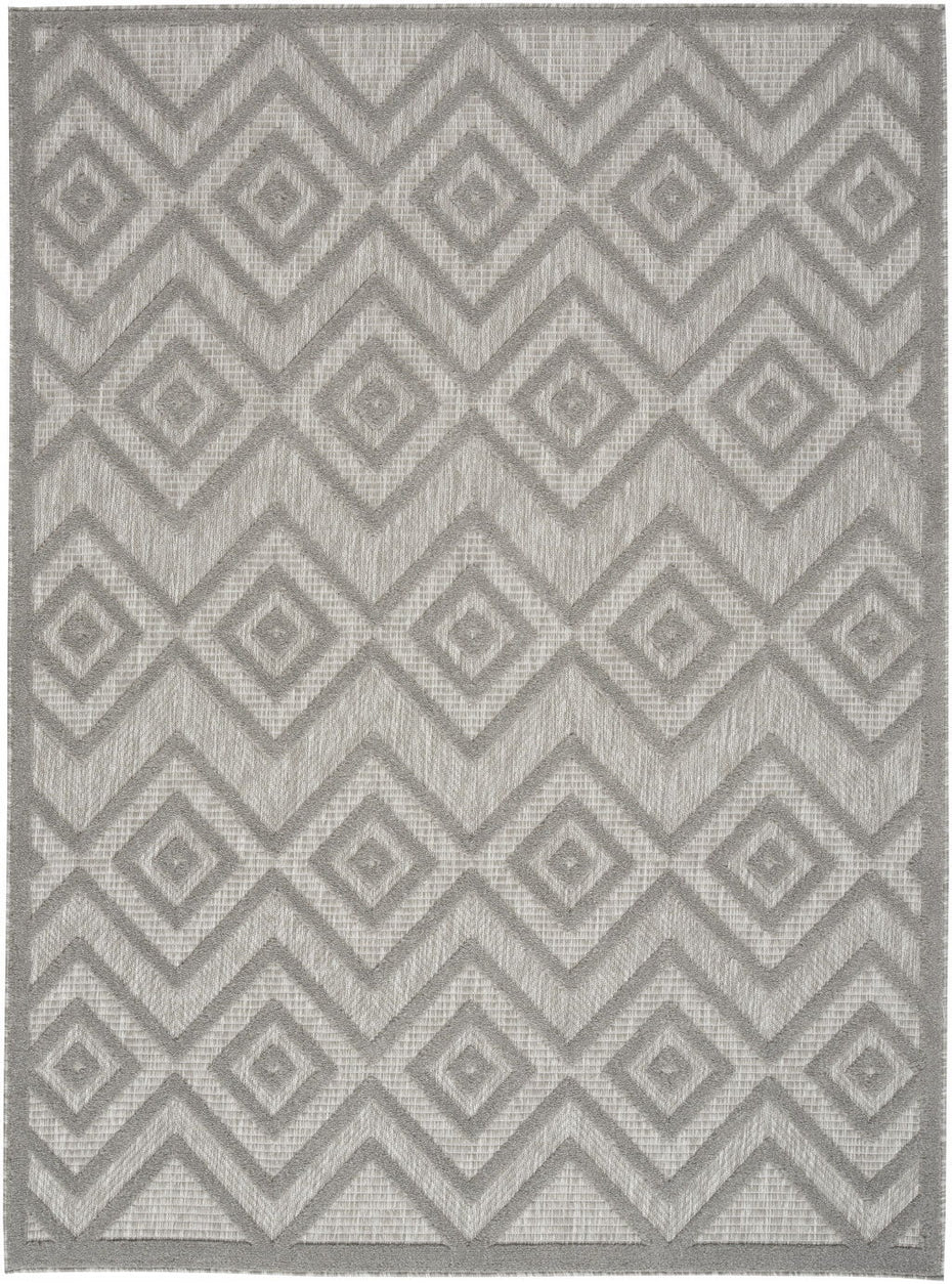 5' X 7' Argyle Indoor / Outdoor Area Rug - Silver Gray