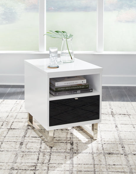 Gardoni - White / Black - Chair Side End Table by Signature Design by Ashley® | Bel Furniture