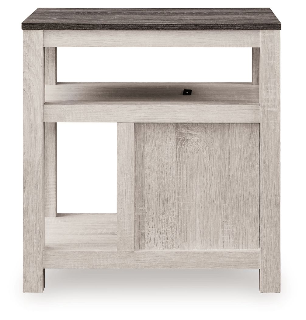 Fendenmore - Chair Side End Table