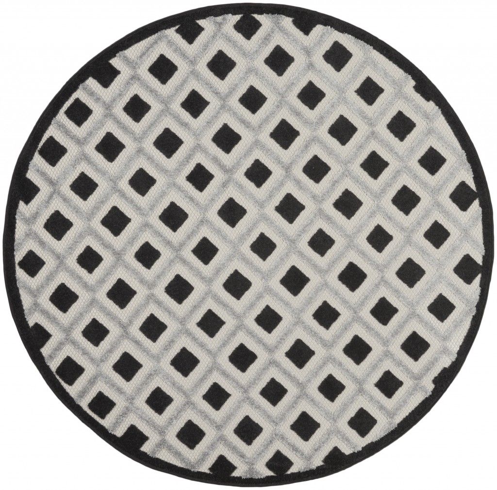 5' Round Round Geometric Indoor / Outdoor Area Rug - Black / White